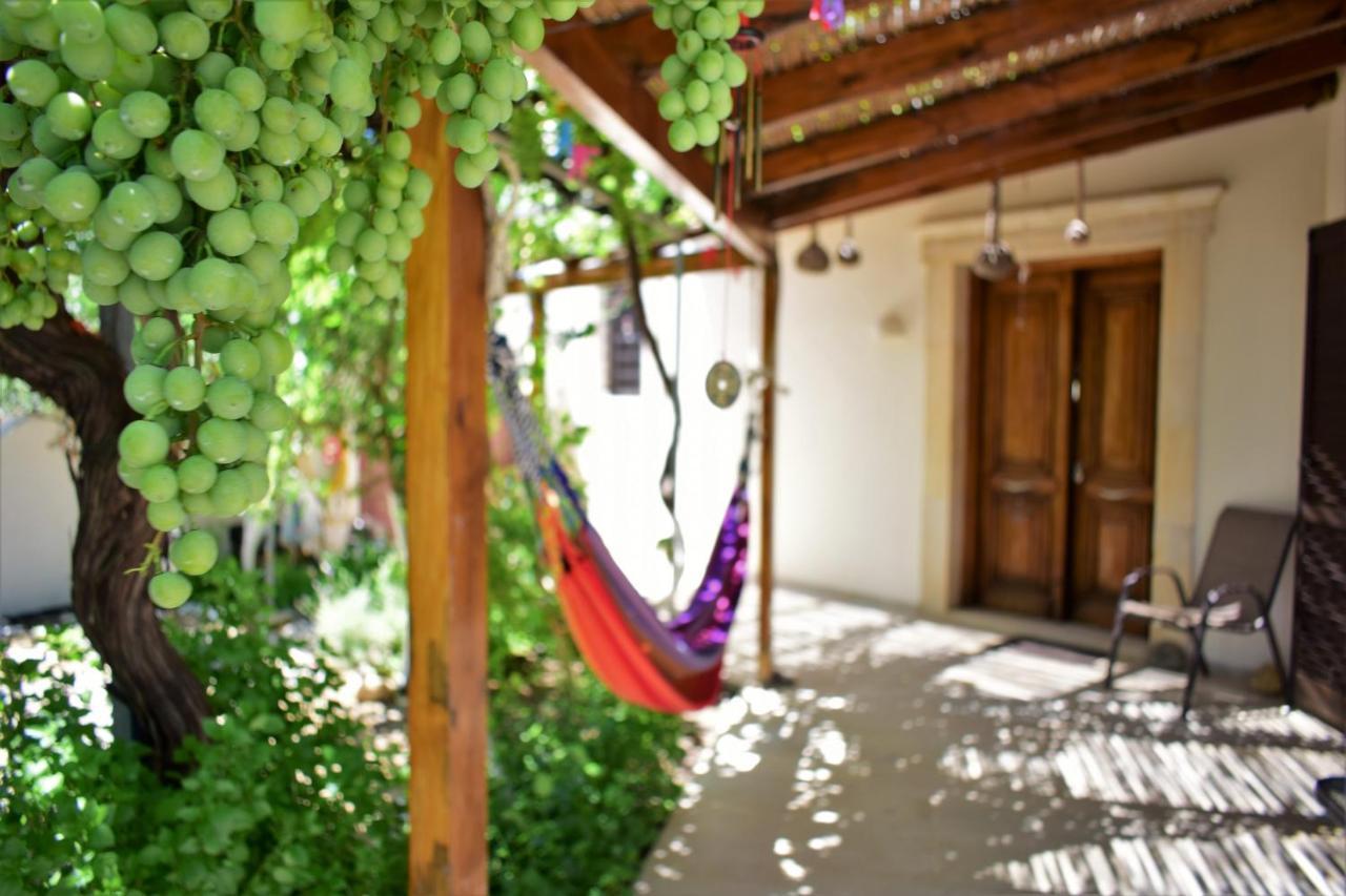 Villa LenaSívas エクステリア 写真